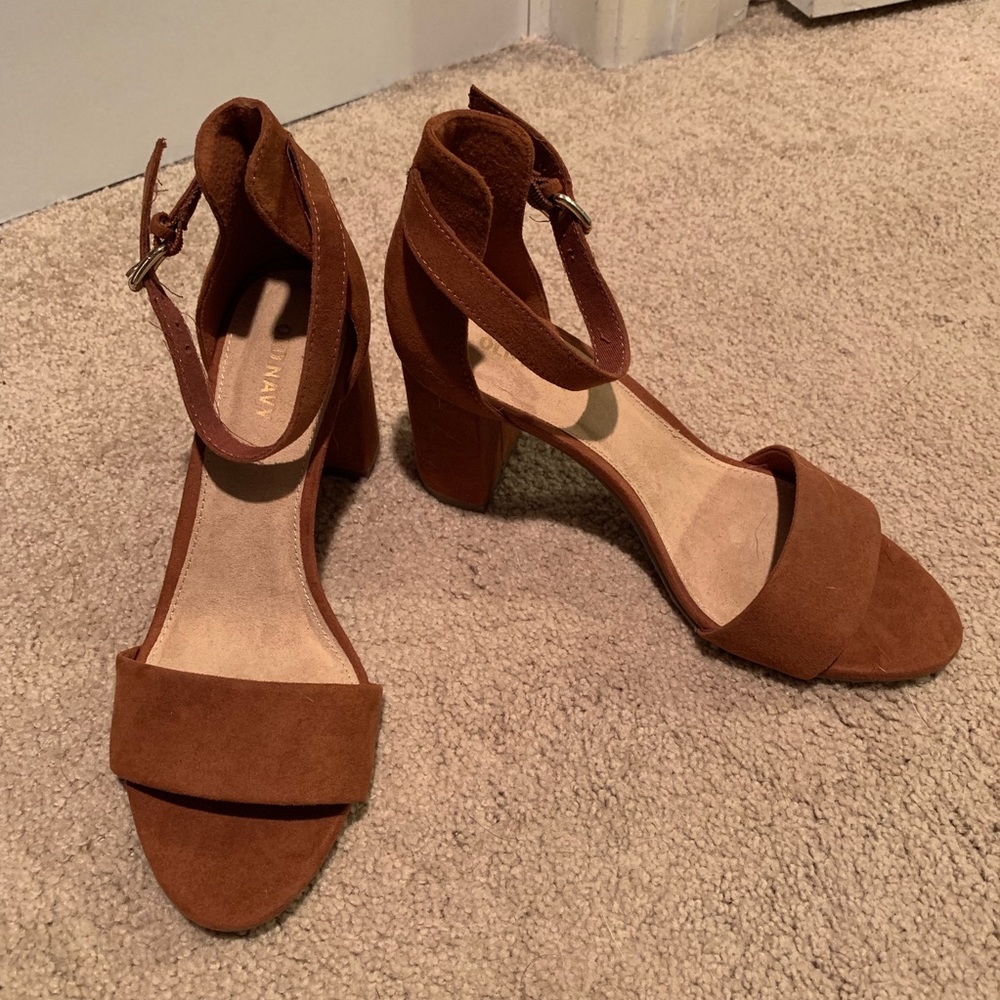 Brown Old Navy Heel
